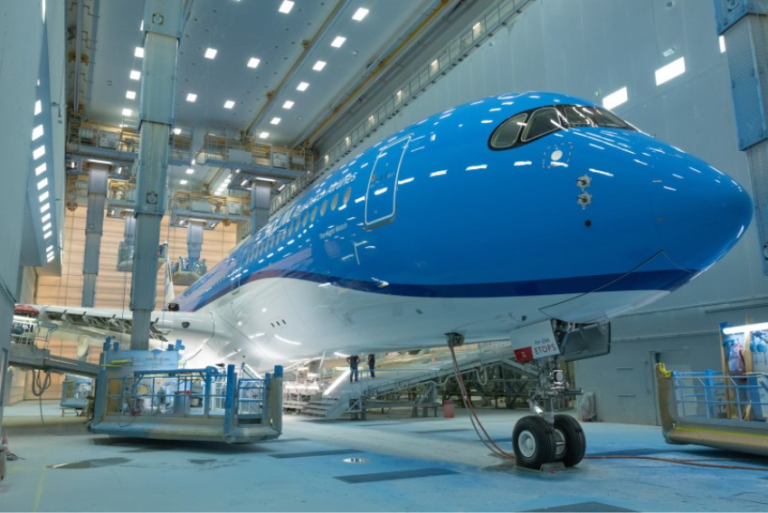 KLM anuncia su primer A350 y prevé recibirlo a finales de agosto