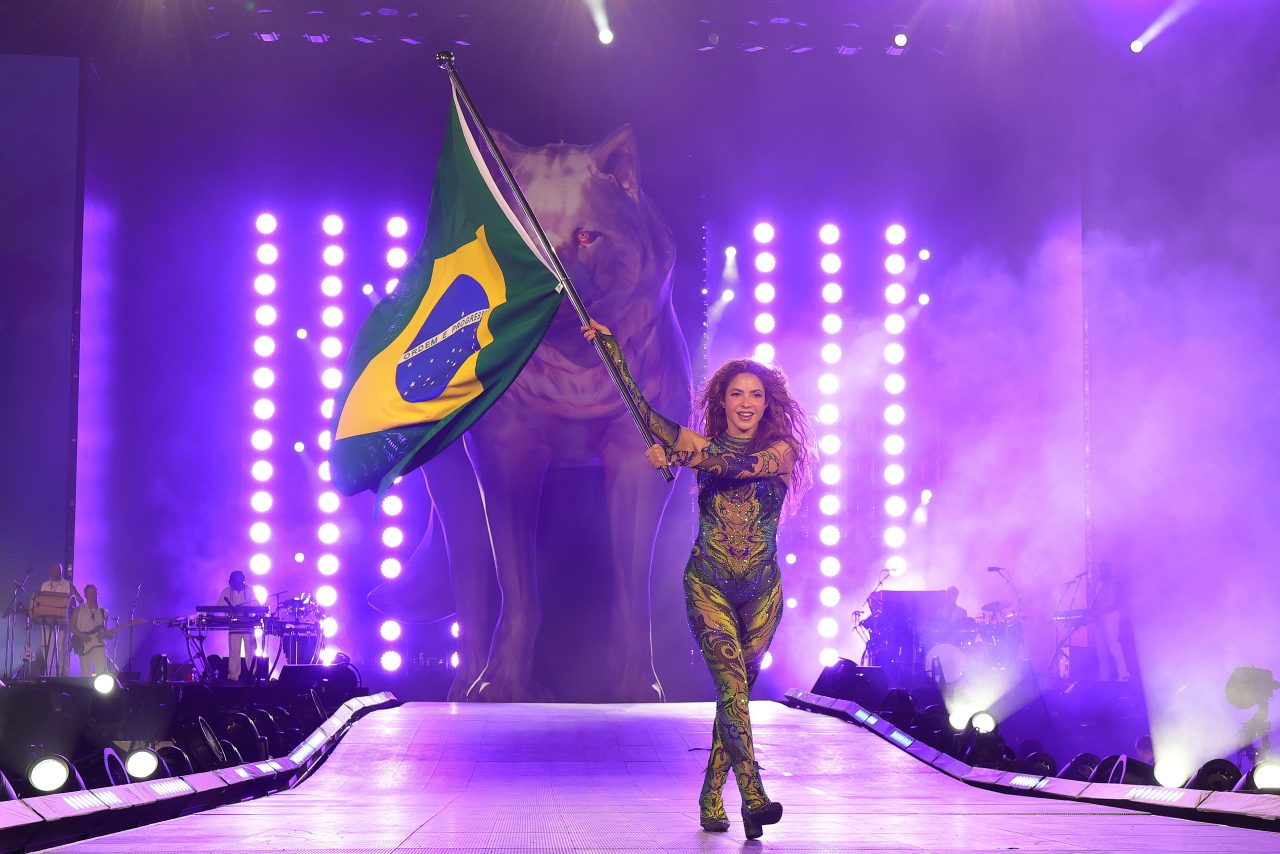 Shakira, se presentó ante una multitud de más de 2 millones de fans